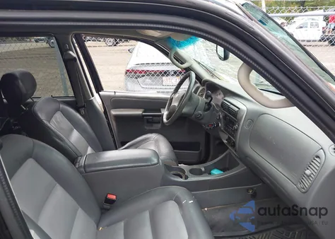 2005 Ford Explorer Sport Trac Adrenalin/Xls/Xlt from USA, damaged, VIN 1FMZU77K35UB21192